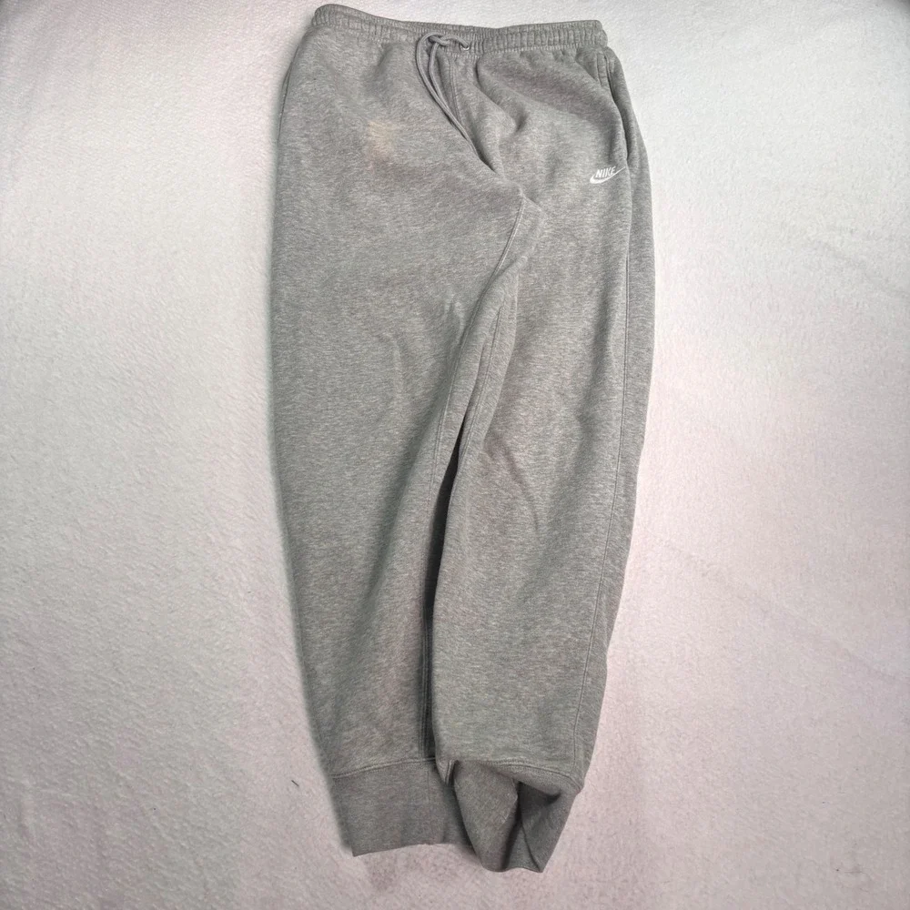 Nike‎ Sportswear Gray Fleece Jogger Sweatpants Athletic Lounge Size M